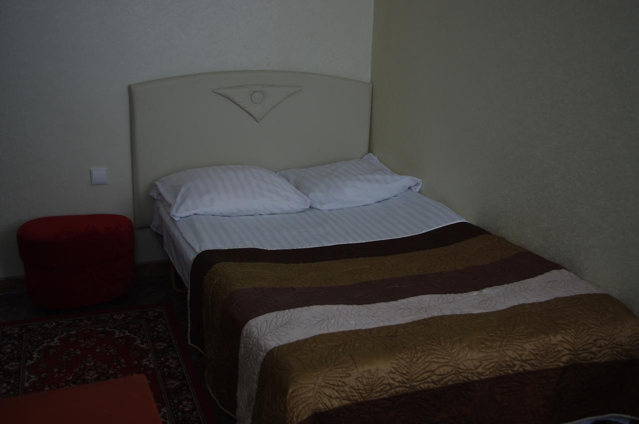 Vaivorykste Hotel Siauliai  Exterior photo